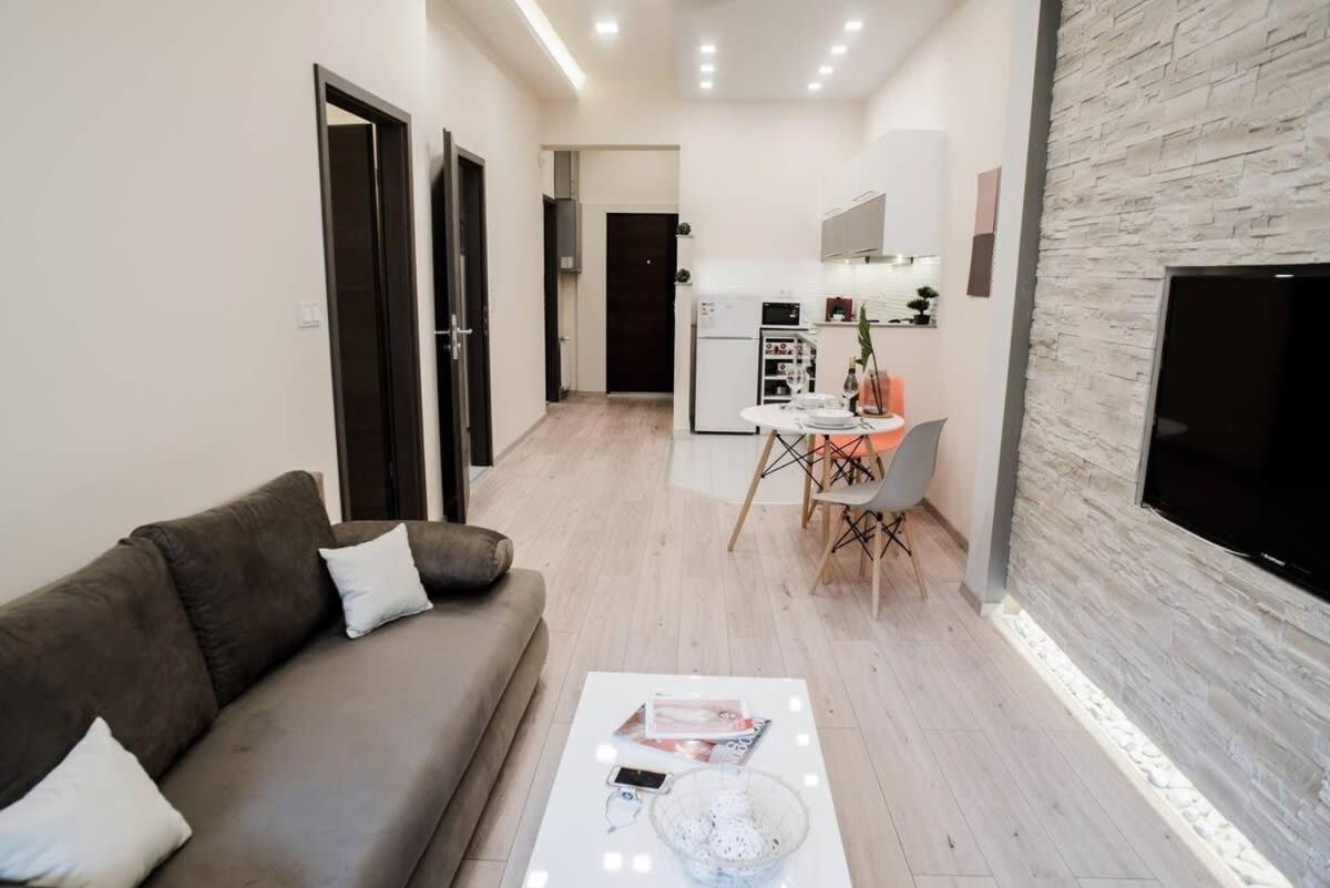 New Luxury Apartment In The Center With A/C Βουδαπέστη Εξωτερικό φωτογραφία
