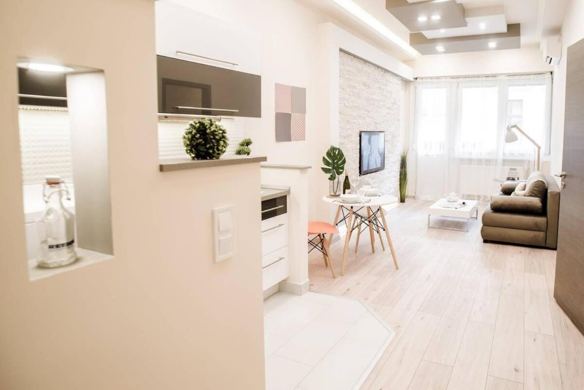 New Luxury Apartment In The Center With A/C Βουδαπέστη Εξωτερικό φωτογραφία