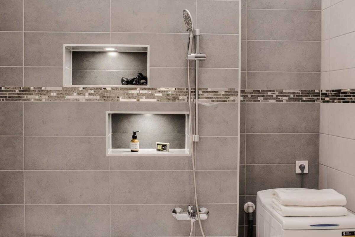 New Luxury Apartment In The Center With A/C Βουδαπέστη Εξωτερικό φωτογραφία