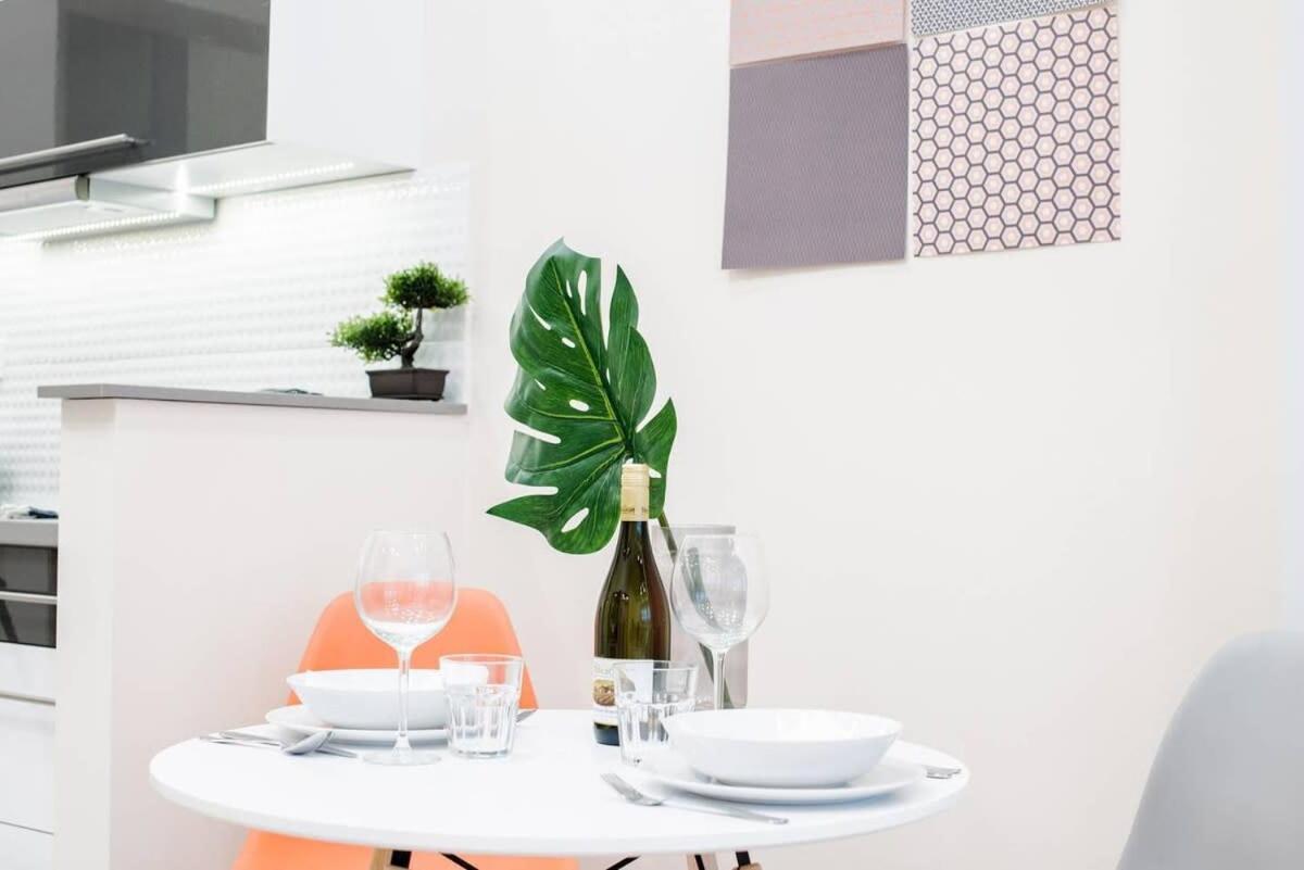 New Luxury Apartment In The Center With A/C Βουδαπέστη Εξωτερικό φωτογραφία